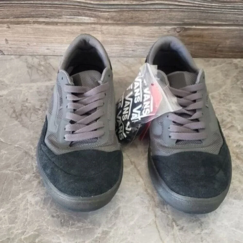 New Vans Ave Pro Skateboarding Mens Sneakers Size 7.5 Skater‎ Grunge Streetwear